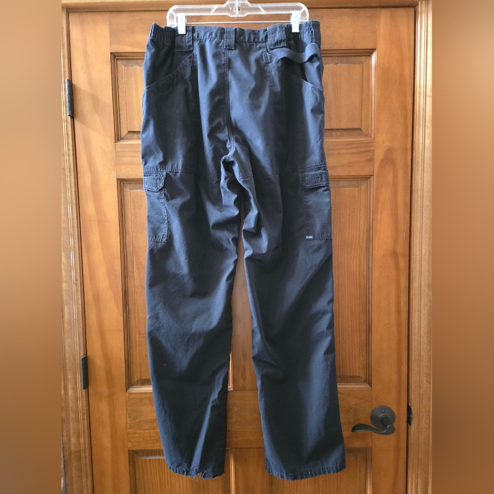 5.11 Tactical Dark Cargo Pants - Picture 2 of 5